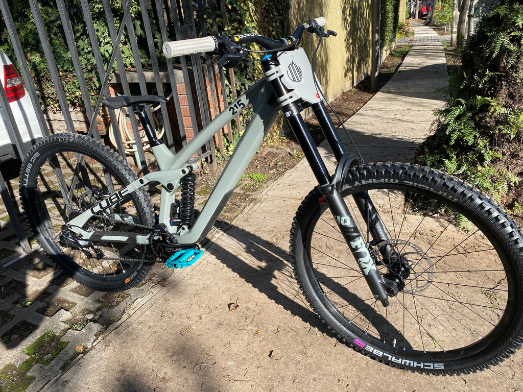 Bicicleta Cube 215 DH 29 carbón – - Main Image