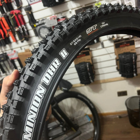 Minion Dhr2 27.5x2.4 dh casing alambre